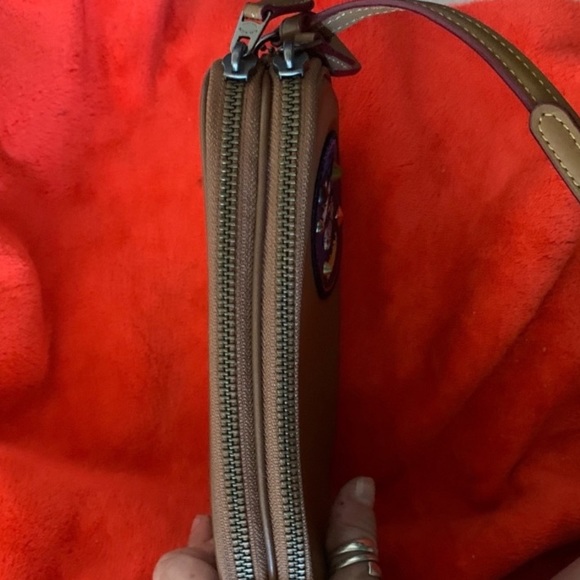 👜 ⭐️SOLD⭐️Coach Saddle Color Mickey Mouse Patches - Picture 7 of 8